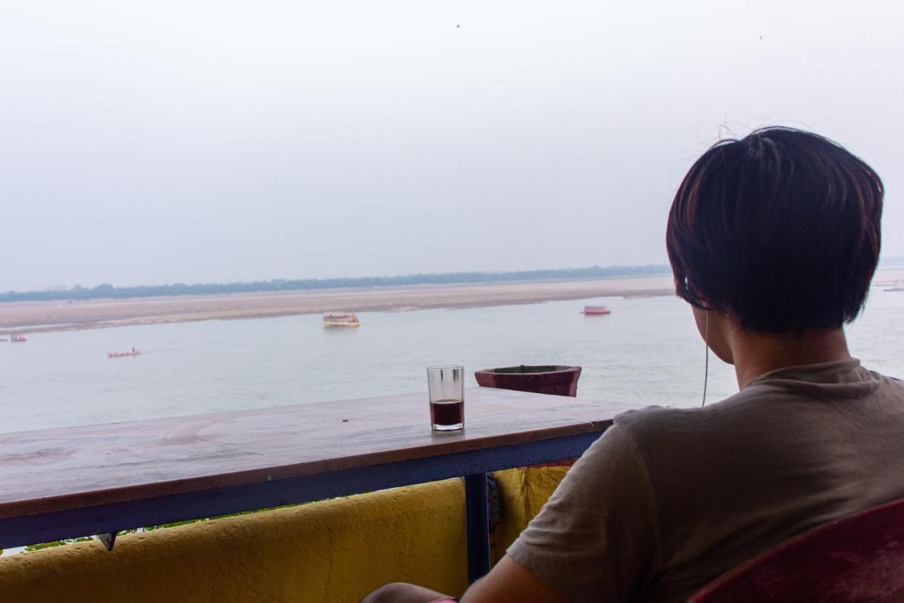 Vishnu Rest House バラナシ エクステリア 写真